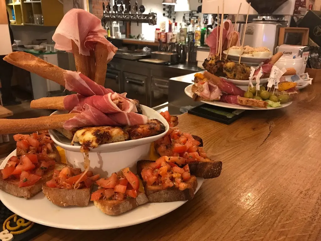 Locanda della Contea_Torre d'Isola_slider_image_3