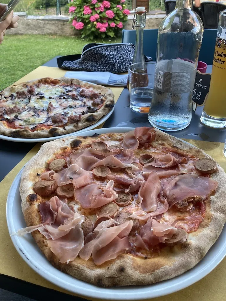 Pizzeria La Pausa_Torre di Santa Maria_slider_image_2