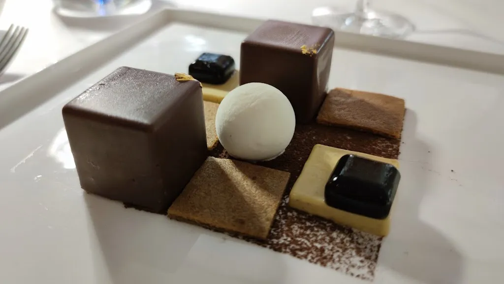 Josè - Tenuta Villa Guerra_Torre del Mangano_slider_image_3