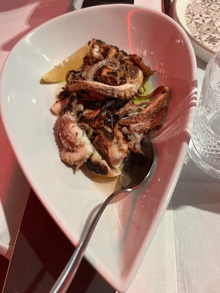 Lucie Vrbecka_Roça restaurant_Torre del Mangano_reseña