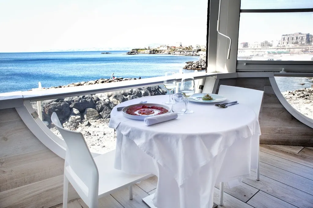 San Pietro - Bistrot del Mare restaurant in Torre del Mangano