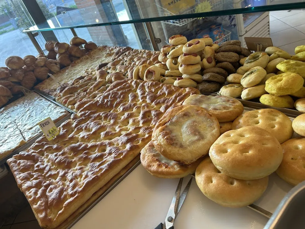 Erika Bakery Pane Pizze Delizie restaurant in Torrevecchia Pia