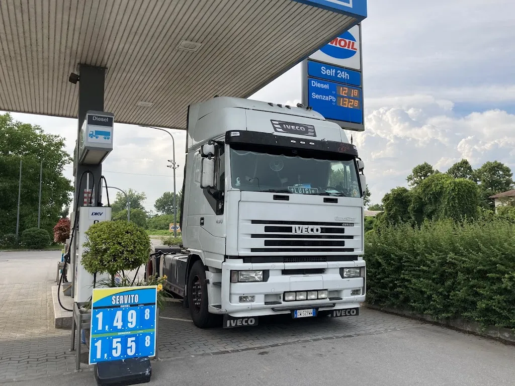 Tamoil_Torrevecchia Pia_slider_image_3