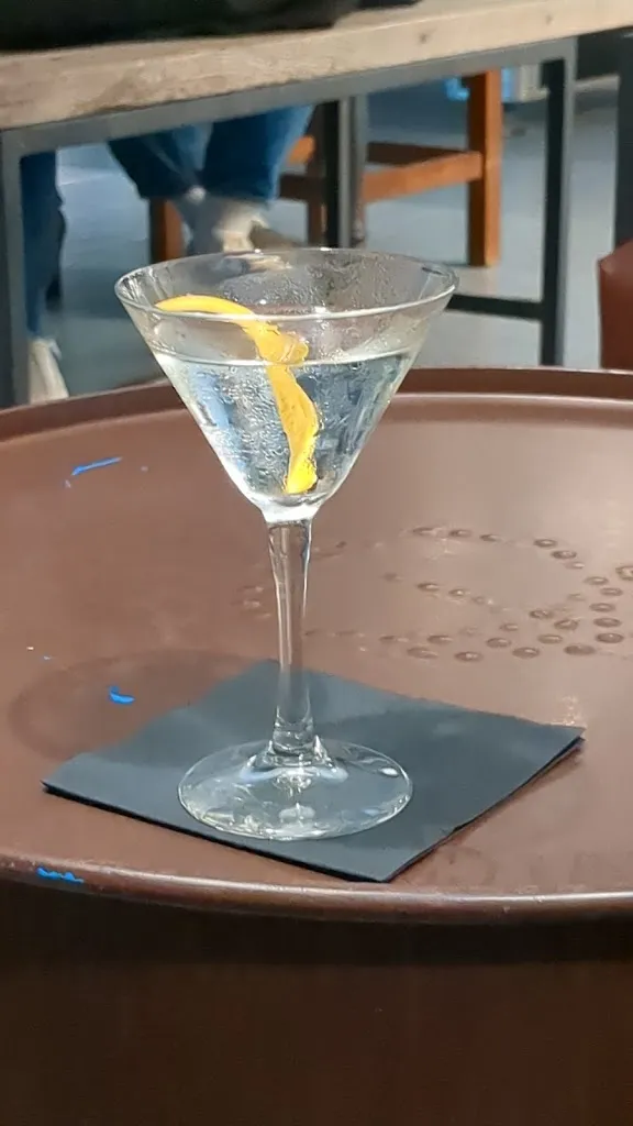 Simone Petrelli_Quco_Carmiano_review