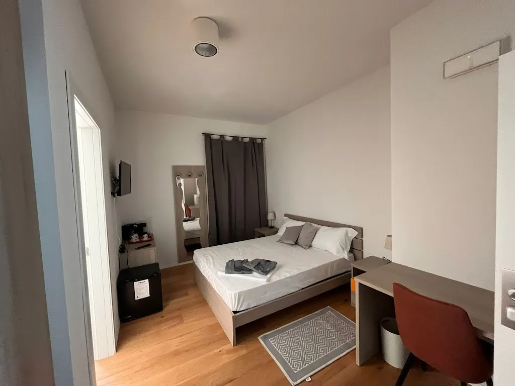 TERRA BUONA Rooms & Lounge Bar restaurant in Traona