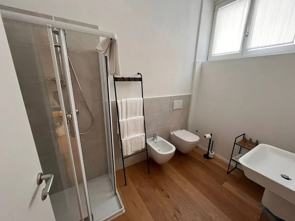 TERRA BUONA Rooms & Lounge Bar_Traona_slider_image_2