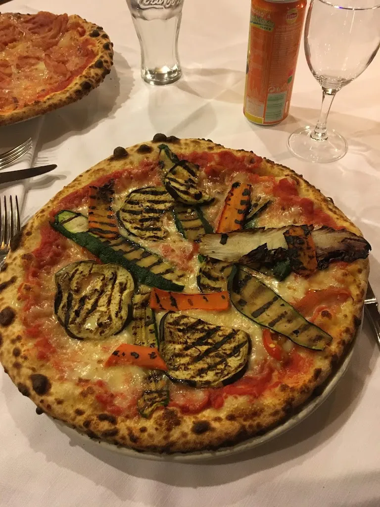 Lucrezia Grigolo_Engadina 1989_Traona_review