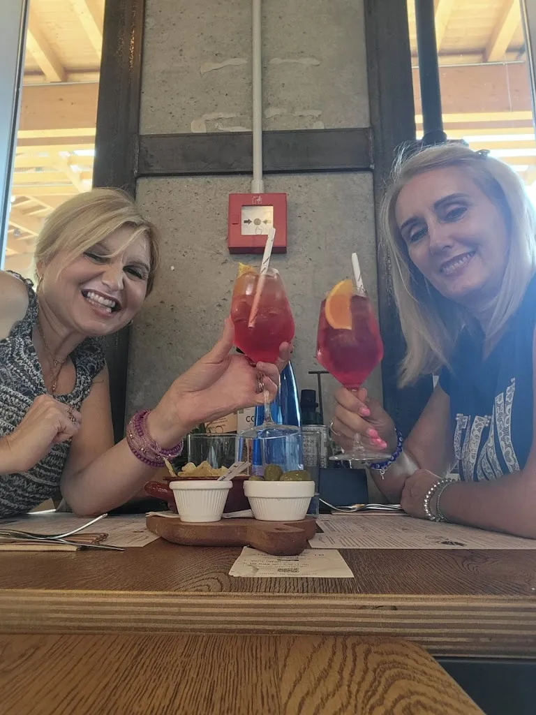 Monica Sette _Signorvino_Torre d'Arese_review