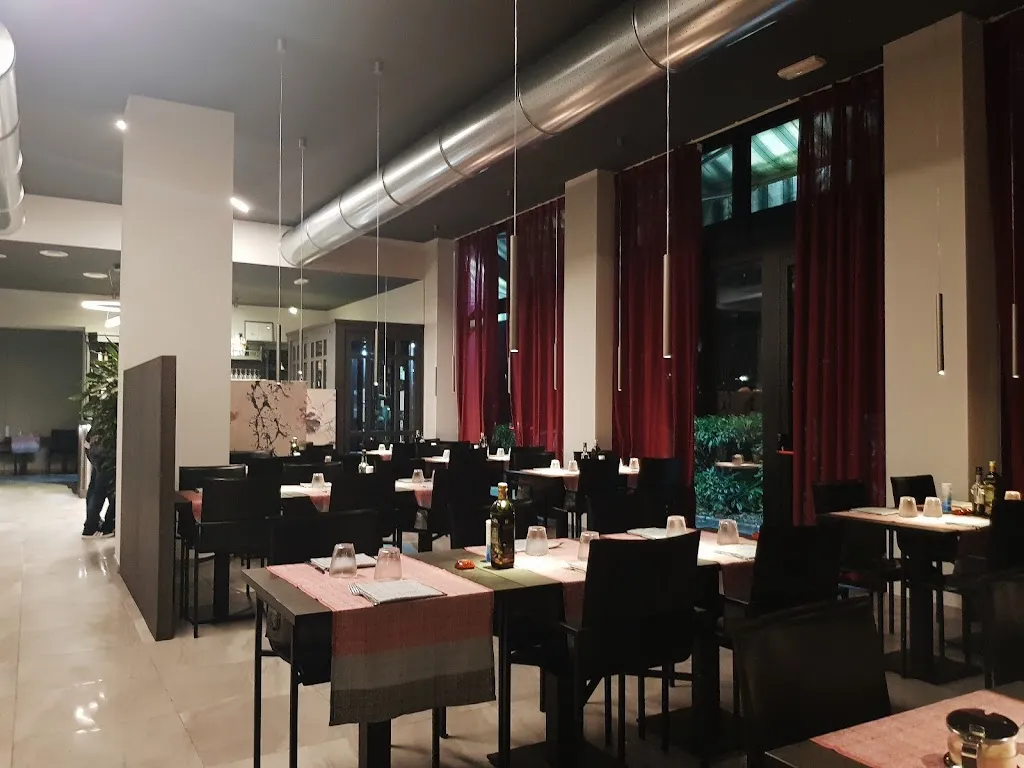 Peng Lai restaurant in Torre d'Arese