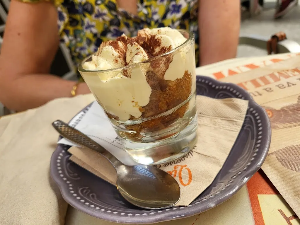 Monica Sette _Dispensa Emilia Il Centro Arese_Torre d'Arese_review