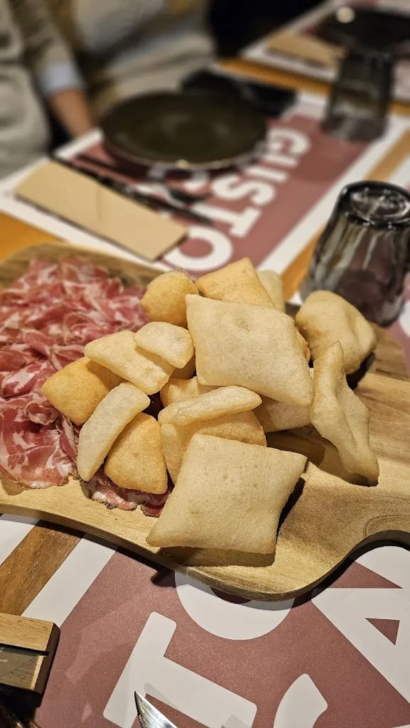 Frank Zhang_Con Le Mani_Torre d'Arese_review