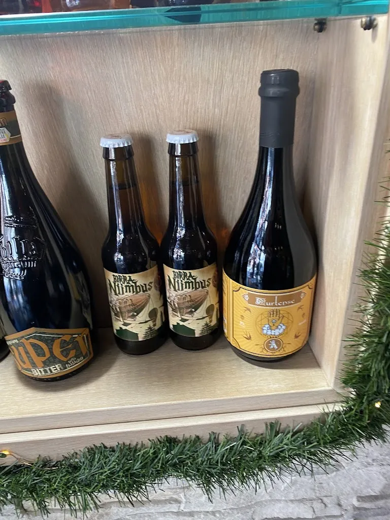 Vineria delle Corti_Torre d'Arese_slider_image_3