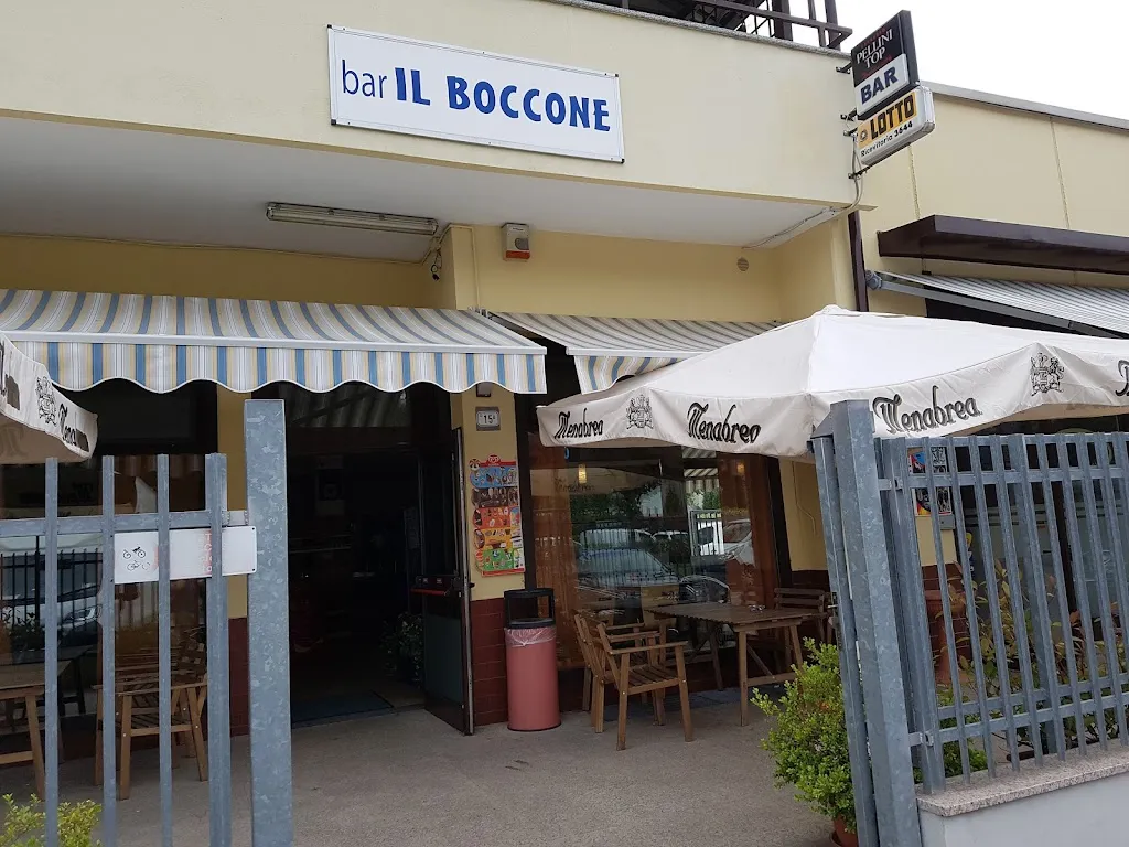 Bar Il Boccone Di Caranci Roberta restaurant in Torre d'Arese