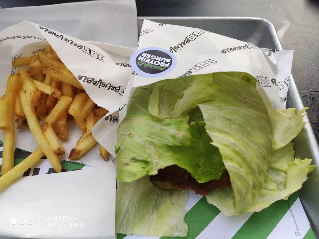 Mary Jane Jones_Bun Burgers_Torre d'Arese_review