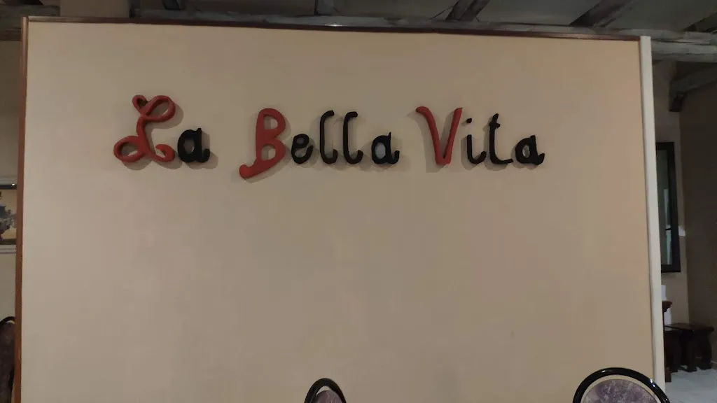 Cosimo Giuseppe Taurino_La Bella Vita_Carmiano_review