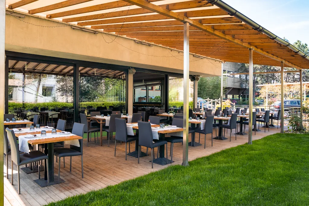 Long Sushi & Cocktails restaurant in Torre d'Arese