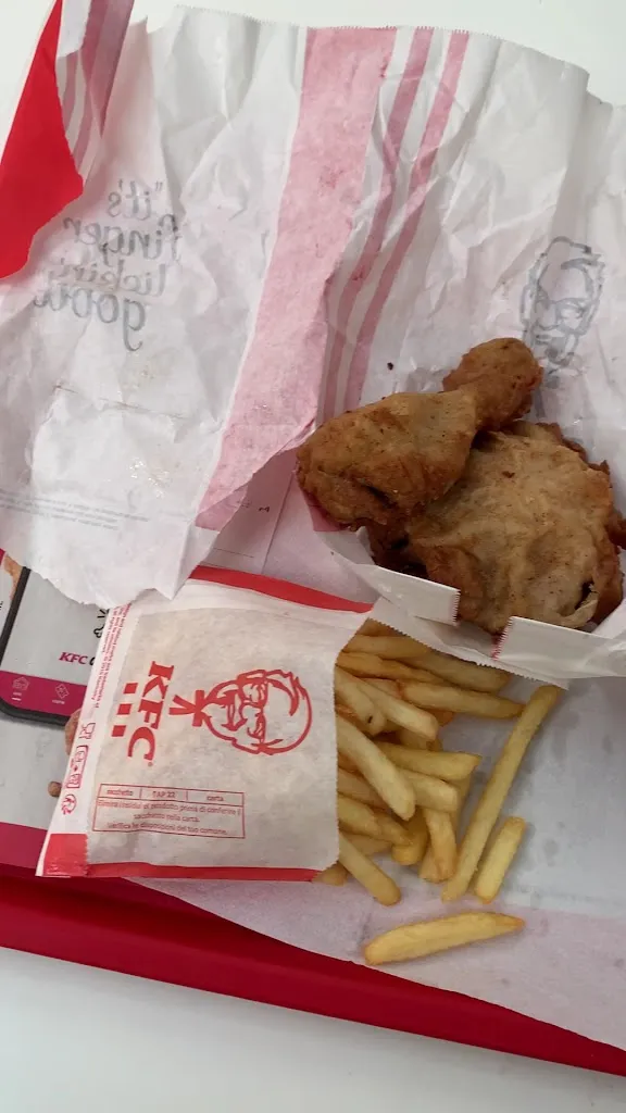 KFC_Torre d'Arese_slider_image_2