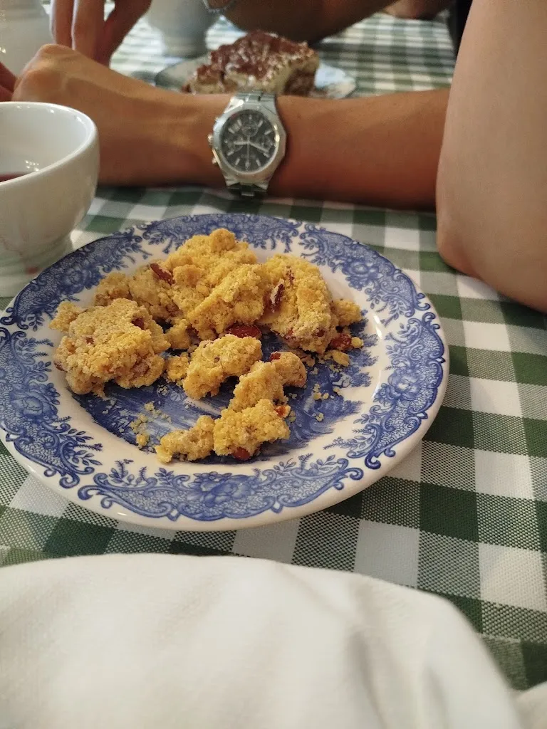 Mariella Muscolino_Trattoria Sgagnabrodo_Travacò Siccomario_review