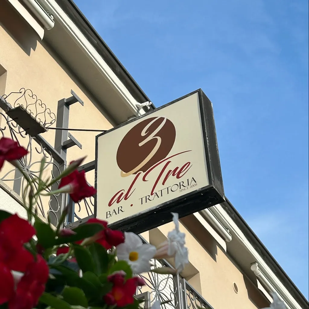 Bar 3 trattoria_Tregasio_slider_image_3
