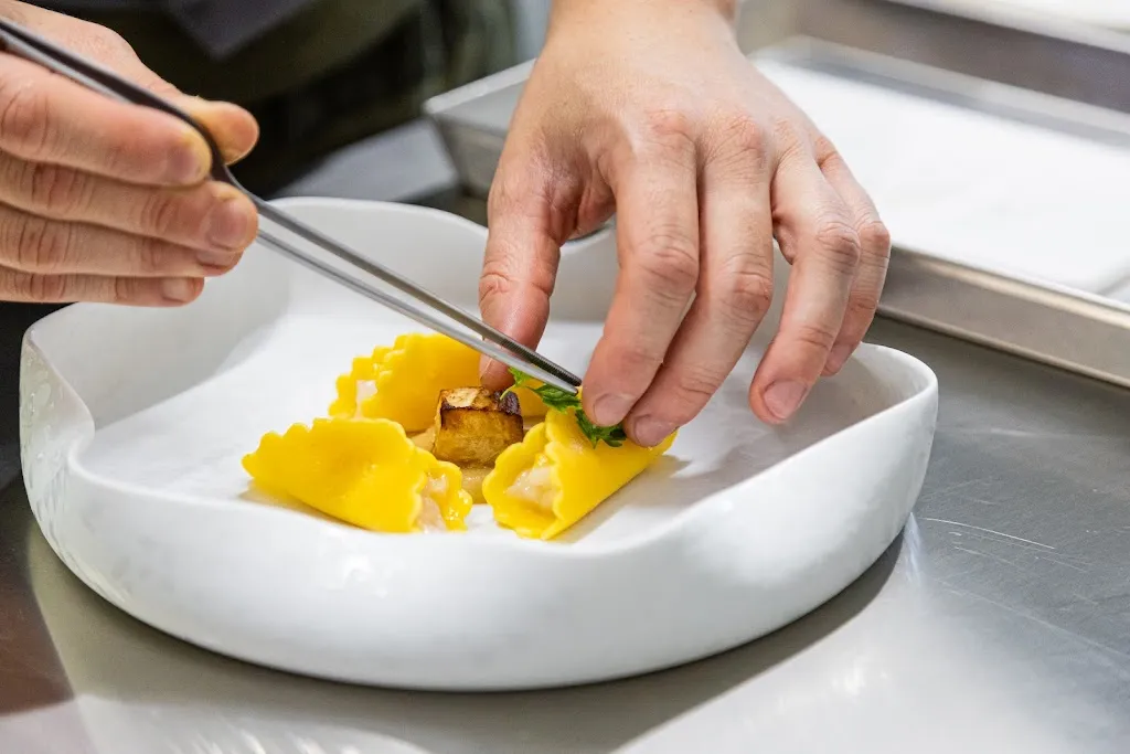 Gravitas Ristorante_Tregasio_slider_image_2