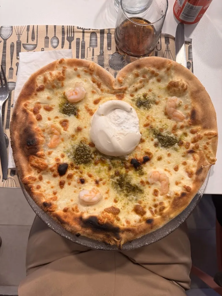 Ilary Sorrenti_Pizzeria Re Ranocchio_Tregasio_review