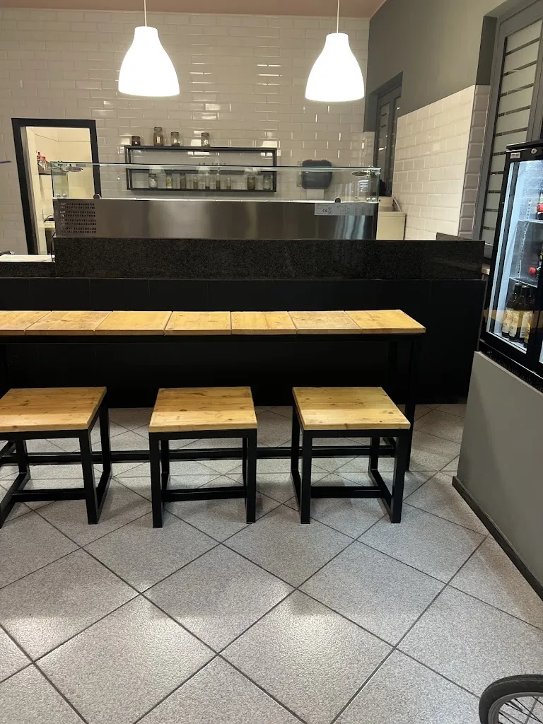 Pizzeria L'Amalfitana Di Gafforini Paolo restaurant in Travagliato