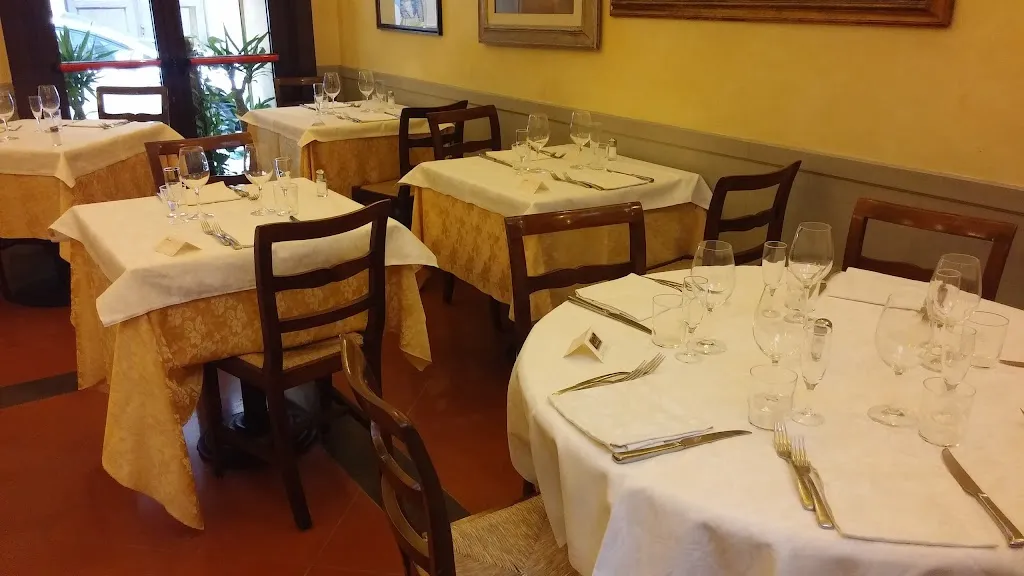 L'Osteria di Giovanni restaurant in Trebbio