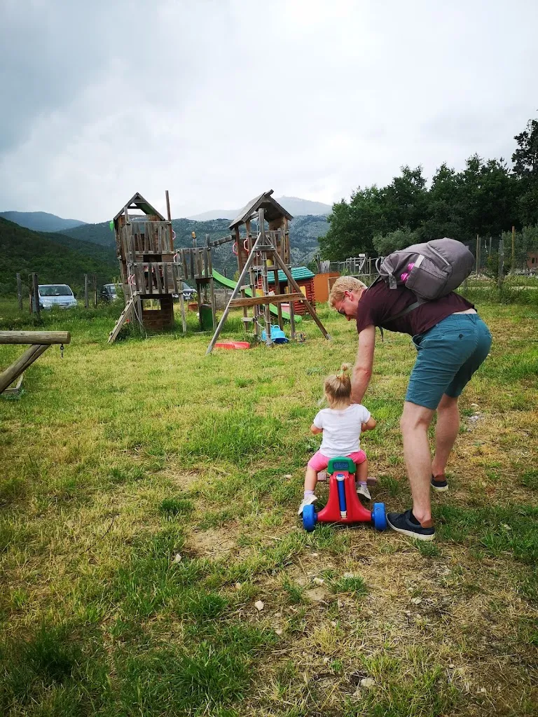 Charlotte Moody_Fattoria Valle Magica_Carapelle Calvisio_review