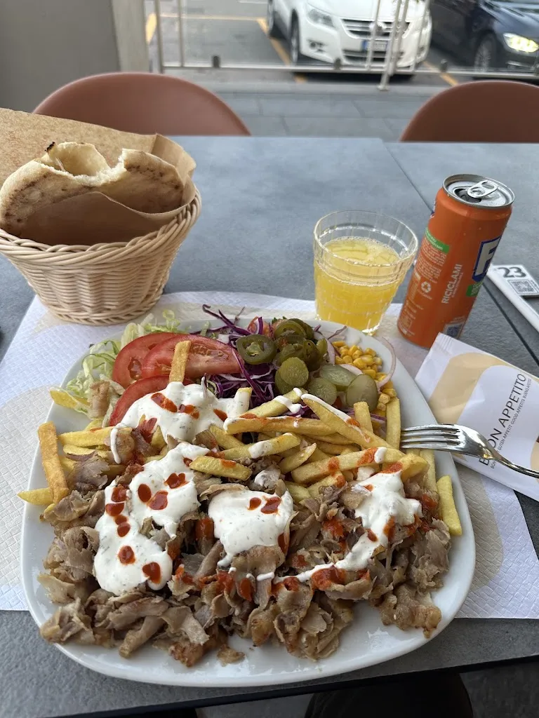 Max Kl_Istanbul Turkish Kebap Trescore_Trescore Balneario_review