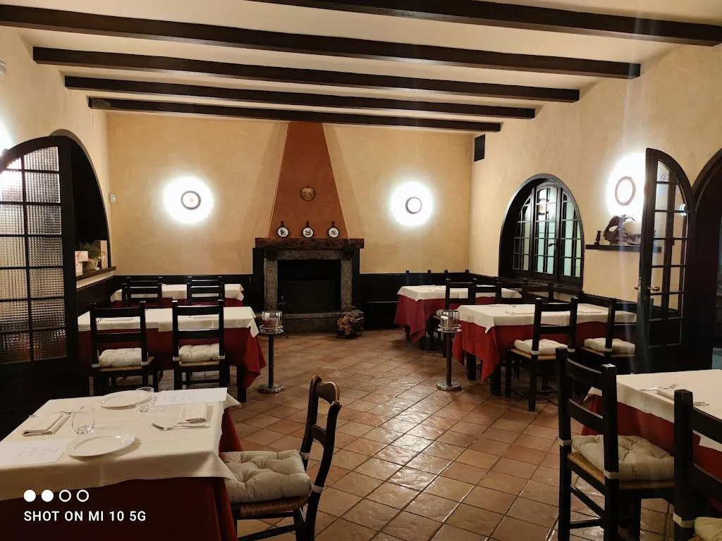 Trattoria La Tradizione restaurant in Trescore Cremasco