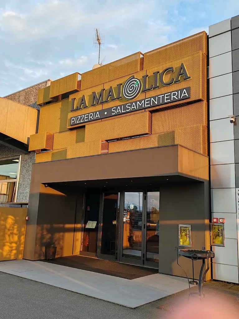 Rosa Santonastaso_Pizzeria La Maiolica_Trenzano_review