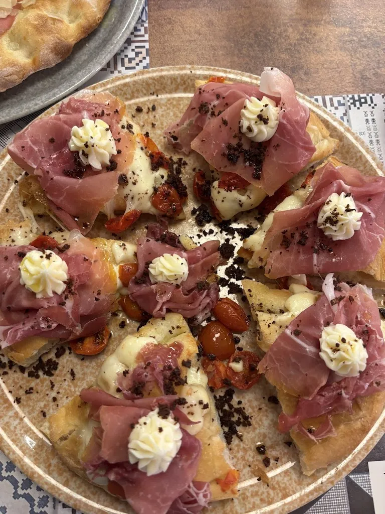 Francesca Serioli_Pizzeria La Maiolica_Trenzano_review