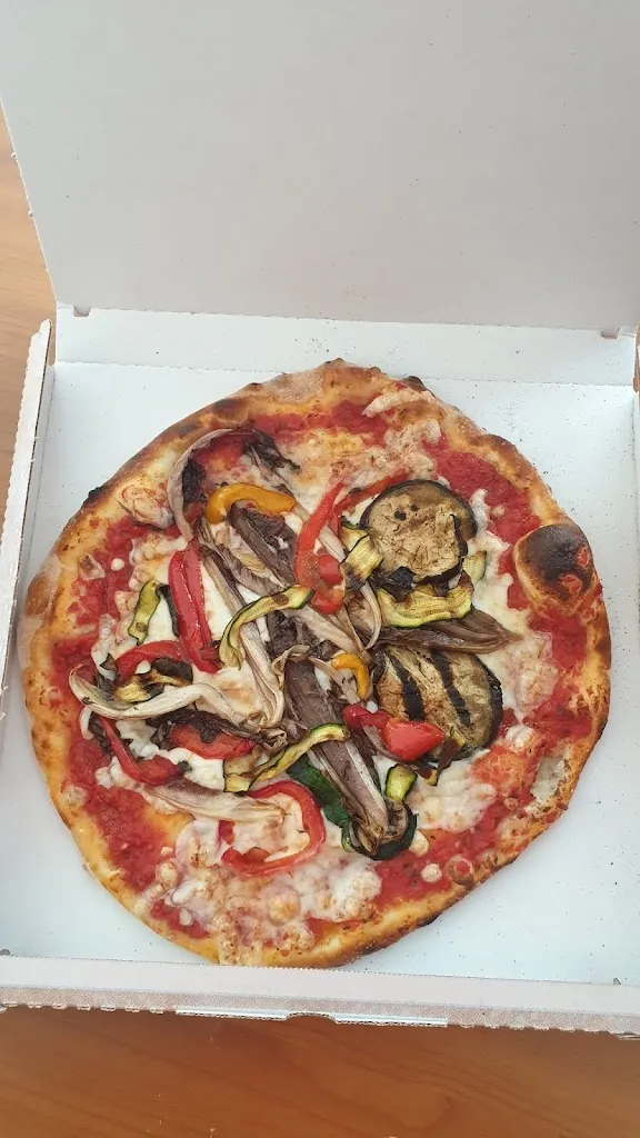 Fabrizio Galbiati_Villa Giulia Burger & Pizza_Trenzano_review