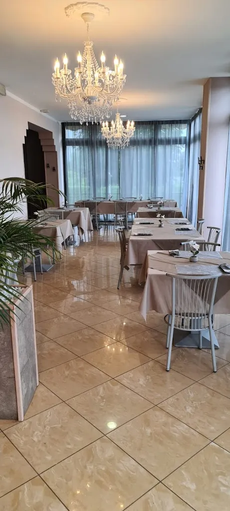 Villa Giulia Burger & Pizza restaurant in Trenzano