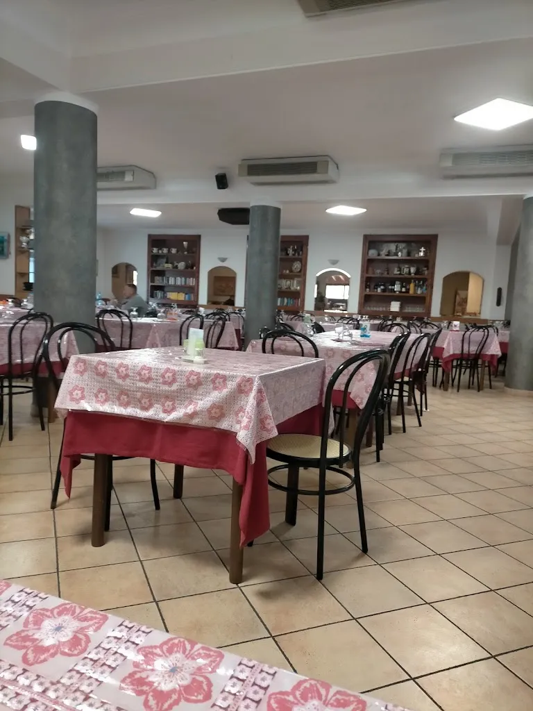 Ristorante San Carlo "4 Colonne" restaurant in Tribiano