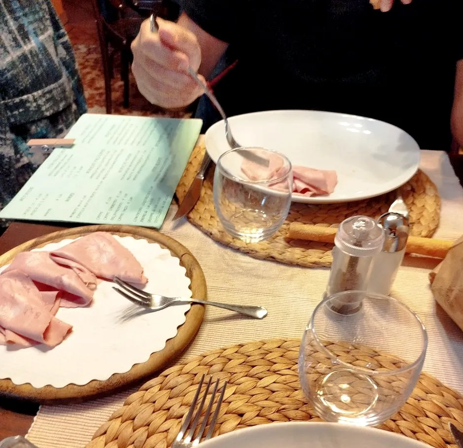 Massimiliano P_Osteria La Gallina Fumante_Trivolzio_review