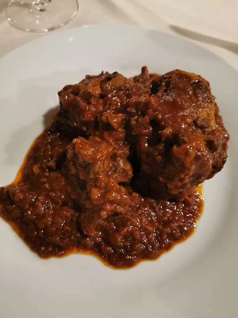 Sara Carnovale_N'angolo de Roma a Tromello_Tromello_Bewertung