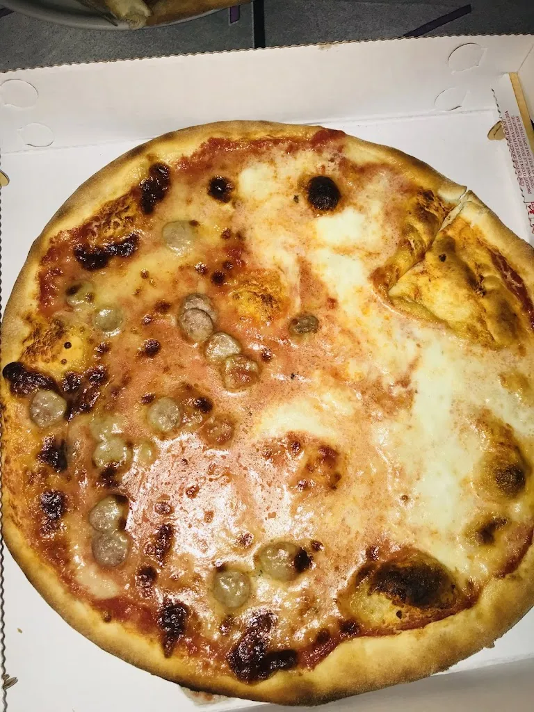 Menu_New Happy Pizza_Tromello_image_7