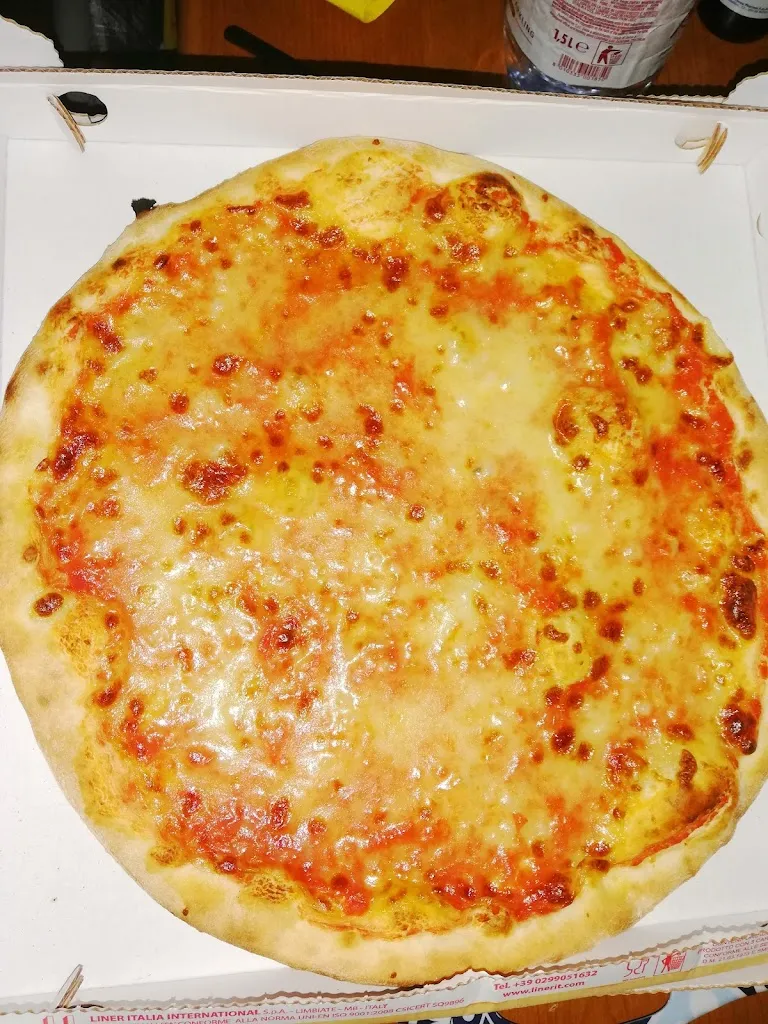 Menu_New Happy Pizza_Tromello_image_8