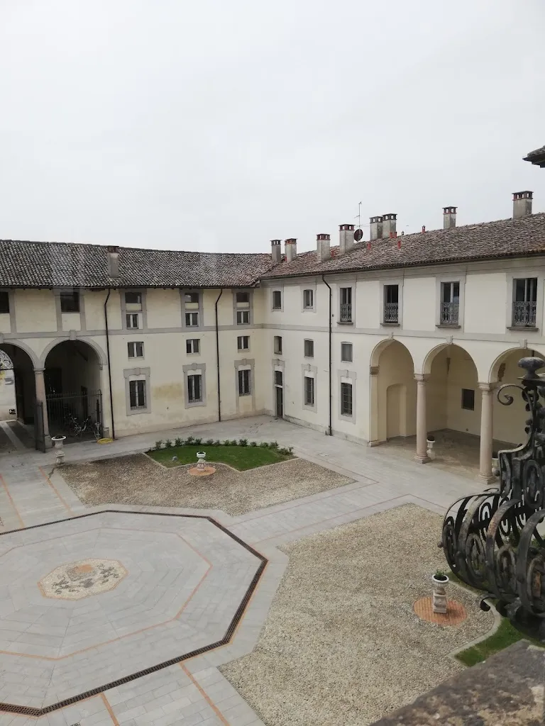 marco fraguglia_Palazzo Calderari_Turano Lodigiano_review