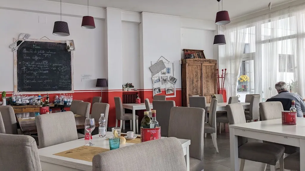 Osteria Caffetteria Balot's_Turbigo_slider_image_1