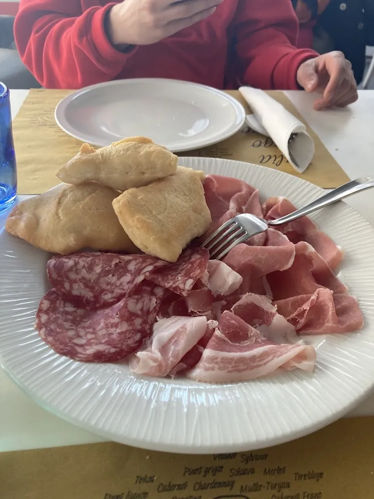 Osteria Caffetteria Balot's_Turbigo_slider_image_3