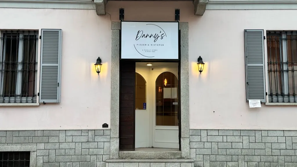 Danny’s Pizzeria RistoPub_Turbigo_slider_image_1