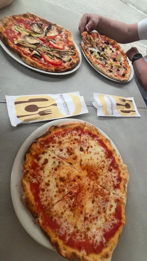 Artur Kwiatkowski_REINA PIZZERIA & KEBAP_Uggiate Trevano_review