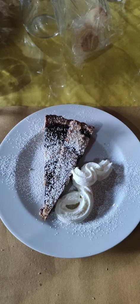 Menu_Rasega Hut_Val Masino_image_8