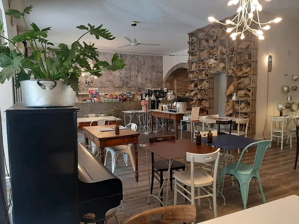 Vecchia Statale 36 restaurant in Usmate-Velate