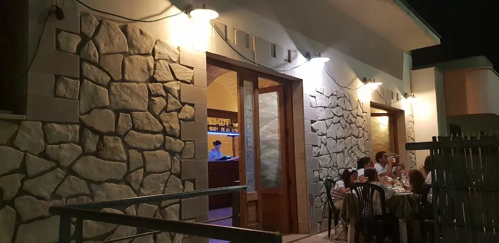 Bruno's pizzeria_Carpignano Salentino_slider_image_1