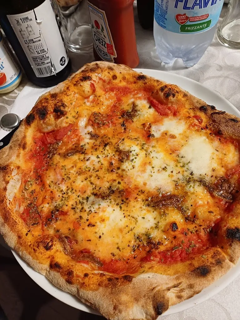 Lorena Ravasi_Ghatas Pizzeria Napoletana_Usmate-Velate_review