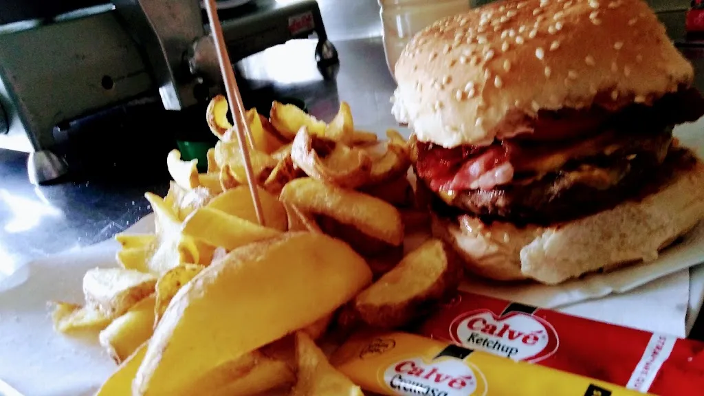 Bar Clo & company (ex bar jolly)_Usmate-Velate_slider_image_2