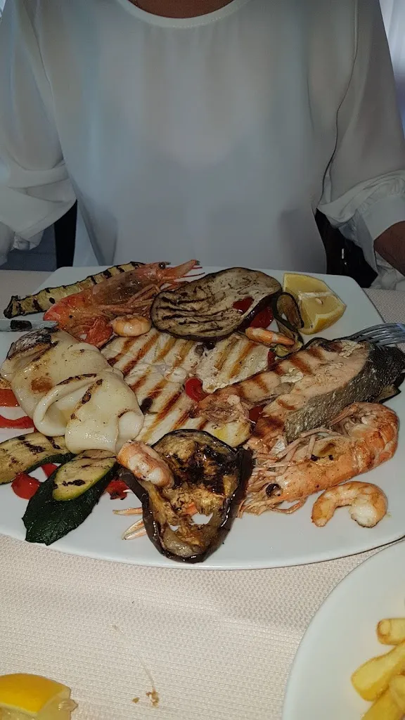 Ugo Degiambattista_Il Desiderio Sas_Valera Fratta_review